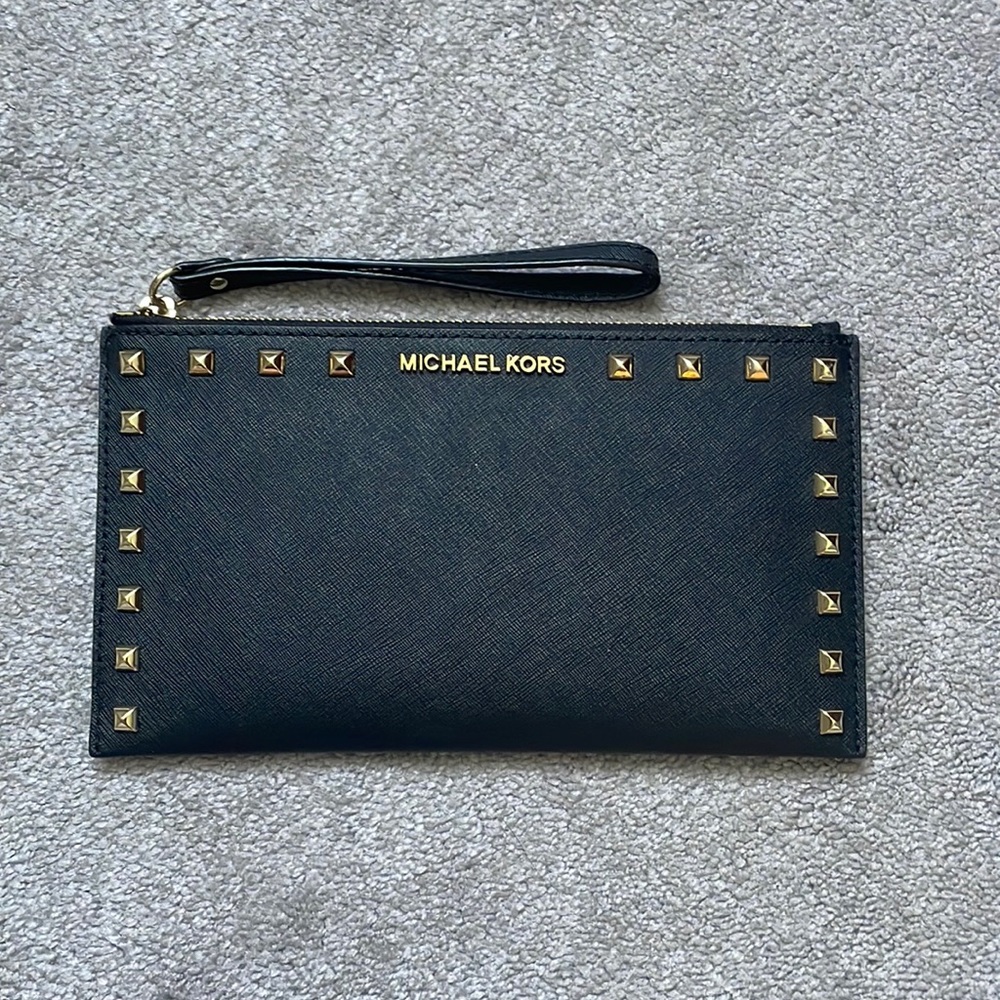 Michael Kors Purse | Clutch Style